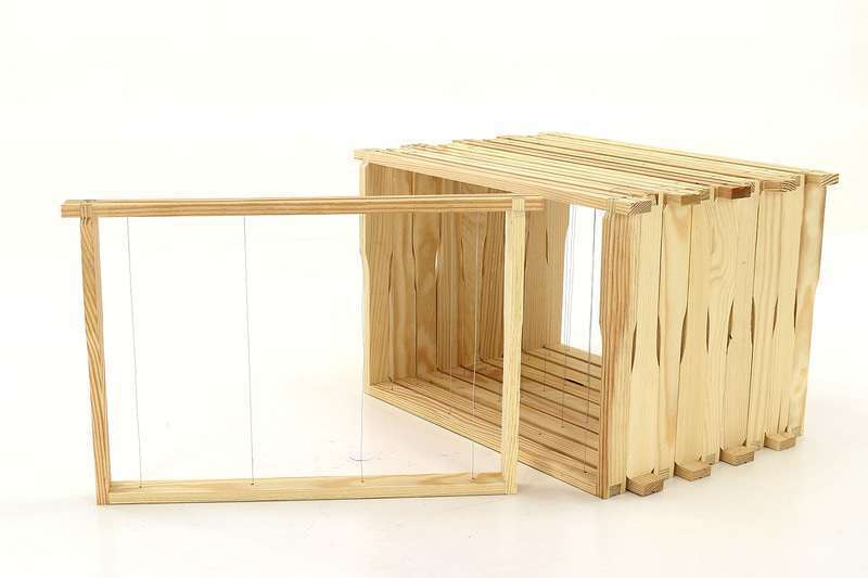 Ramka Wielkopolska Hoffmanowska Zmontowana i Zadrutowana 1000 szt. – Pakiet Towarowy